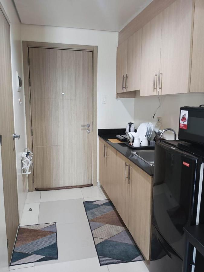 Breeze Residences - 1Br Unit With Balcony -Top Floor Manila Exterior photo
